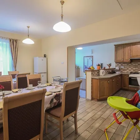 Centrum Vendeghaz Apartament *